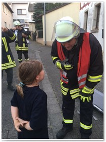 Es konnte sich selbst durch eine Luke befreien.