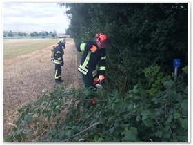 in Einsatz gebracht, um im Dickicht Zugang zur vermissten Person